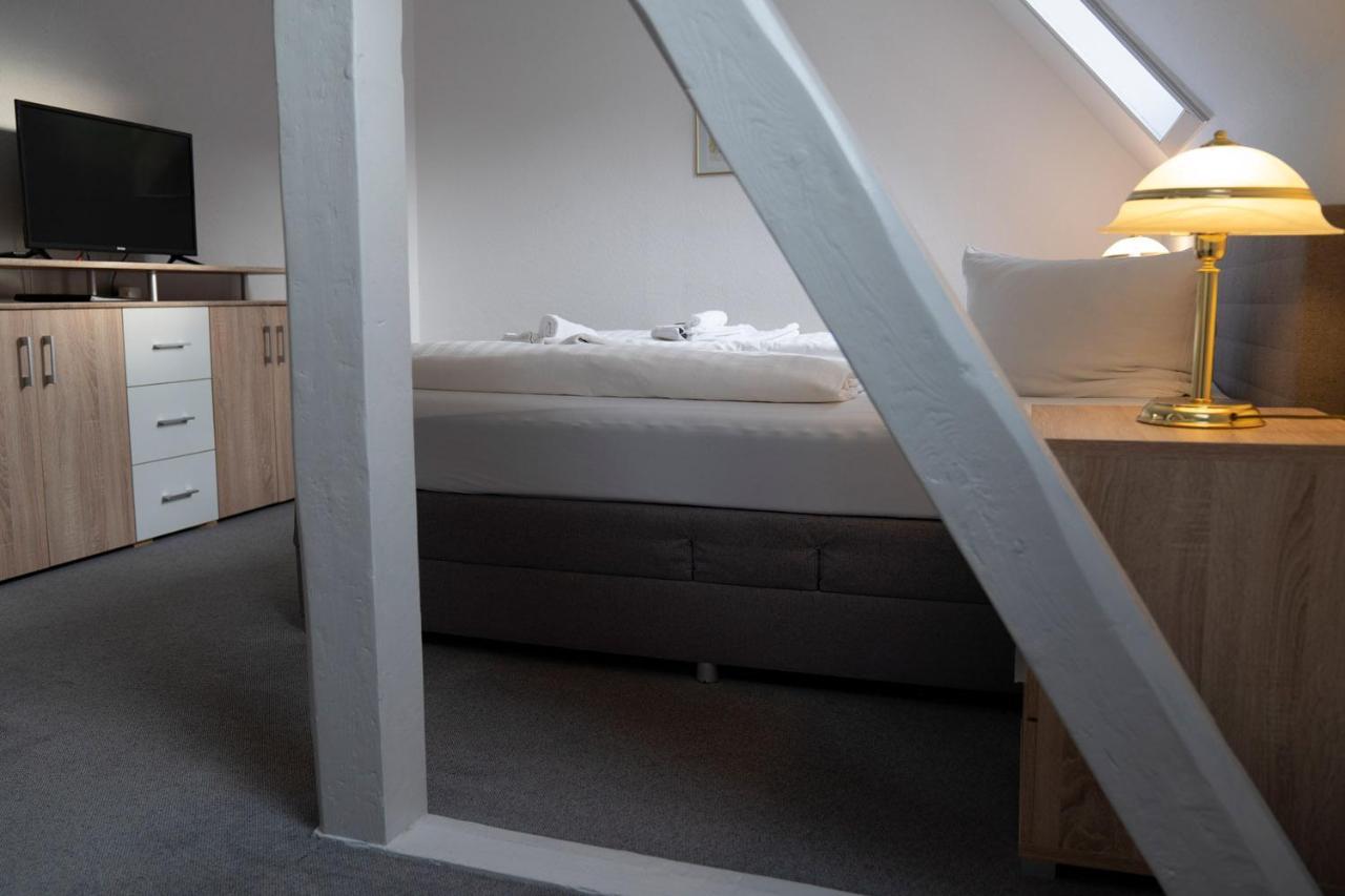 Gasthof 'Zum Reifberg' 일메나우 외부 사진