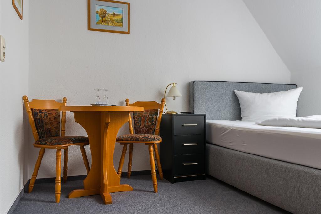 Gasthof 'Zum Reifberg' 일메나우 외부 사진
